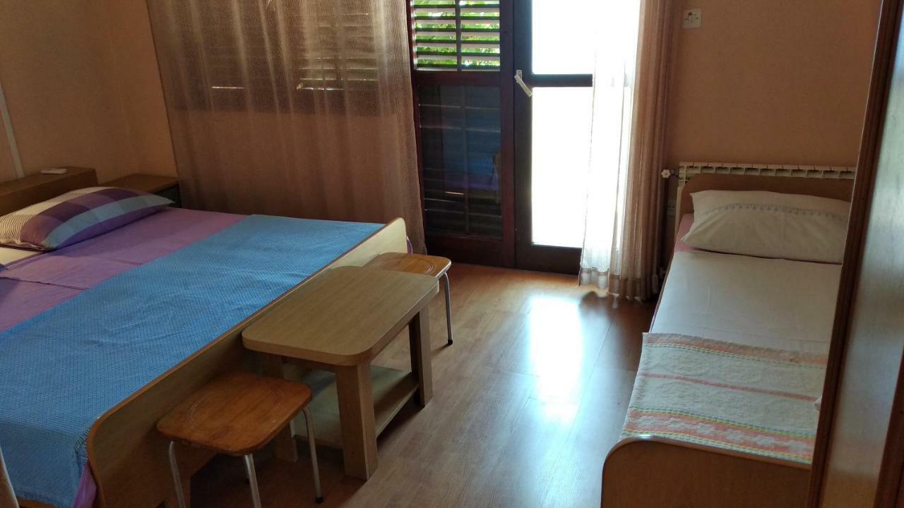 Apartment Ivo Veliko Brdo Макарська Екстер'єр фото