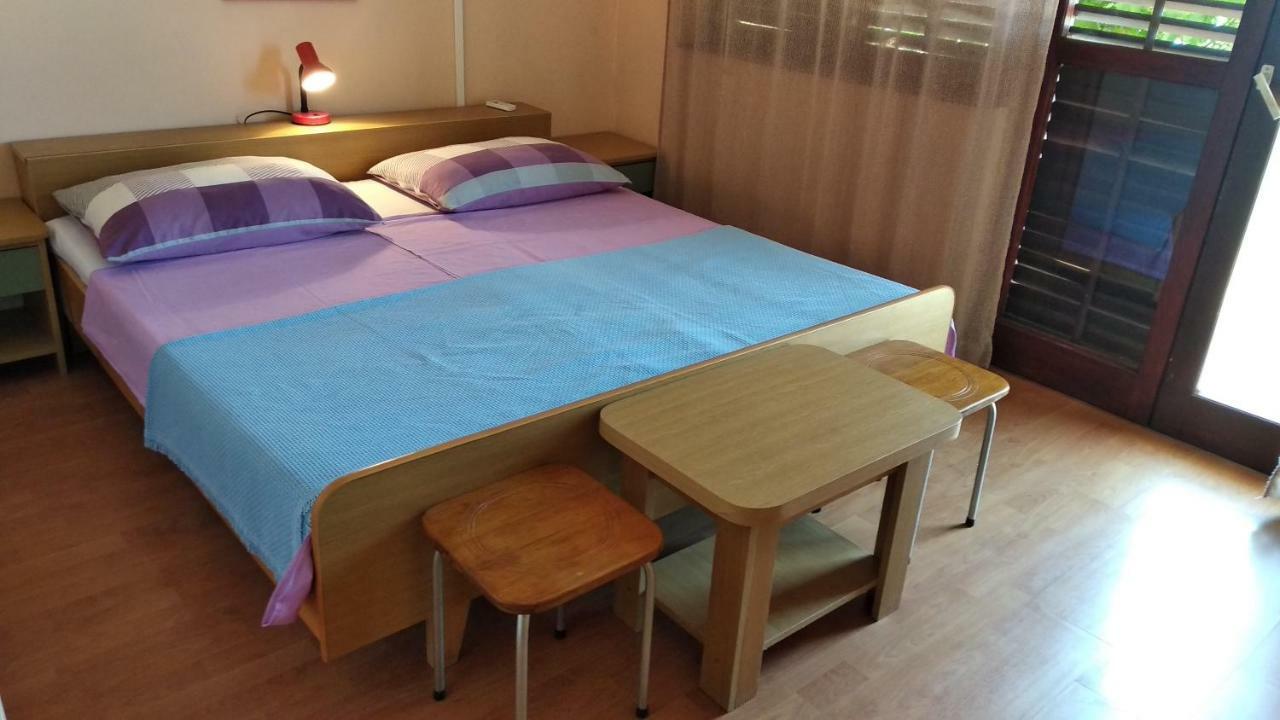 Apartment Ivo Veliko Brdo Макарська Екстер'єр фото